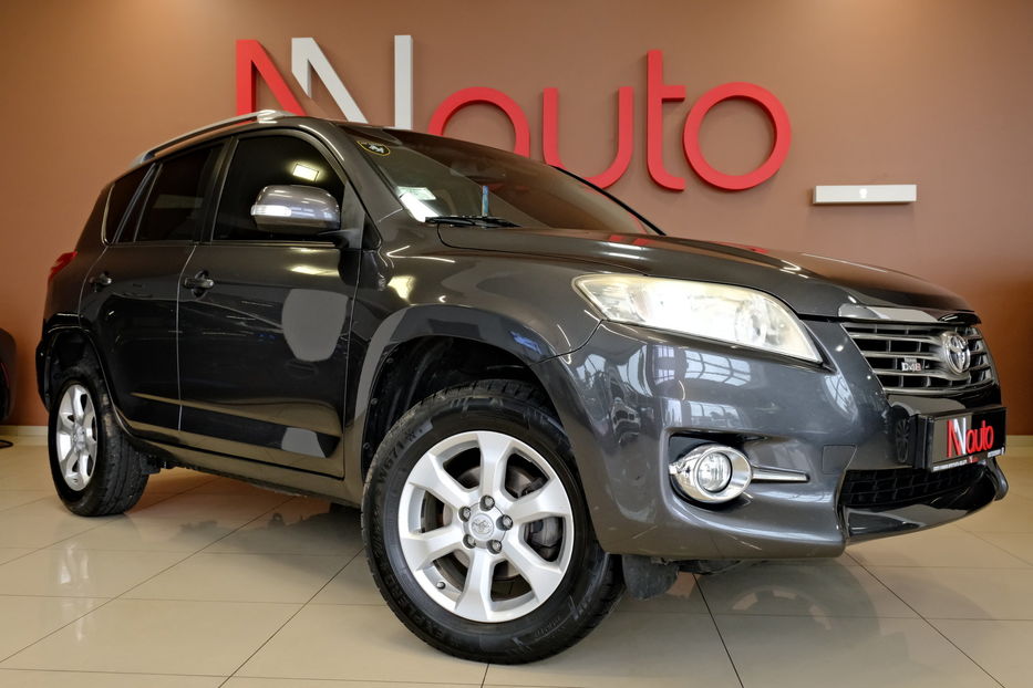 Продам Toyota Rav 4 2012 года в Одессе