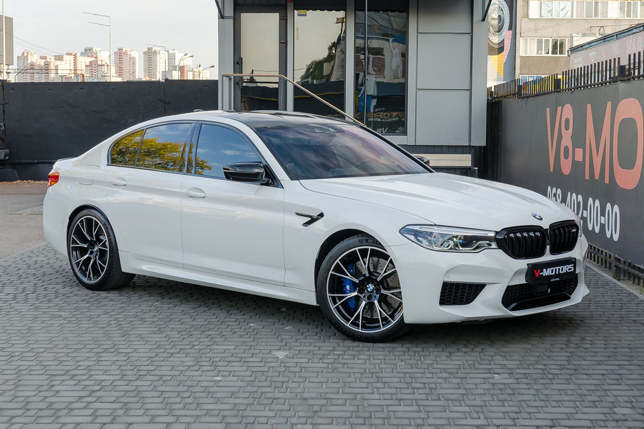 Продам BMW M5 Individual 2018 года в Киеве