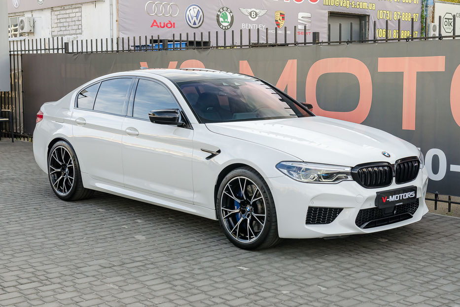 Продам BMW M5 Individual 2018 года в Киеве