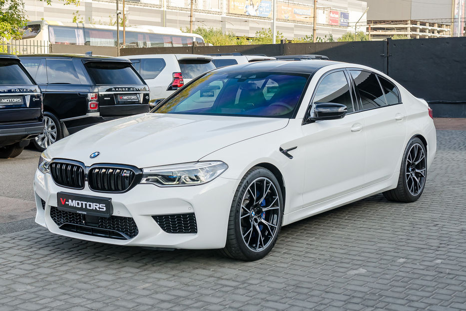 Продам BMW M5 Individual 2018 года в Киеве