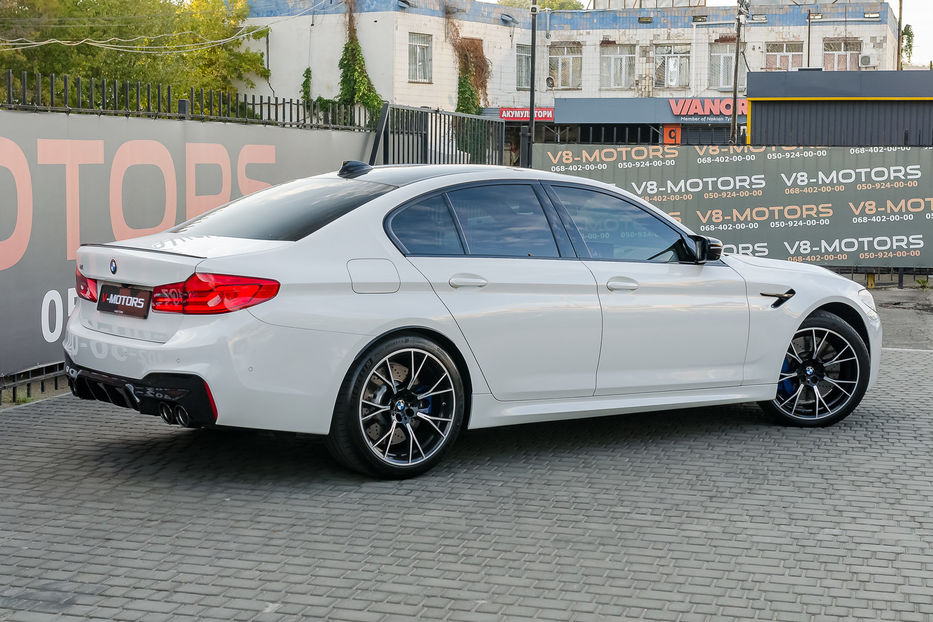 Продам BMW M5 Individual 2018 года в Киеве