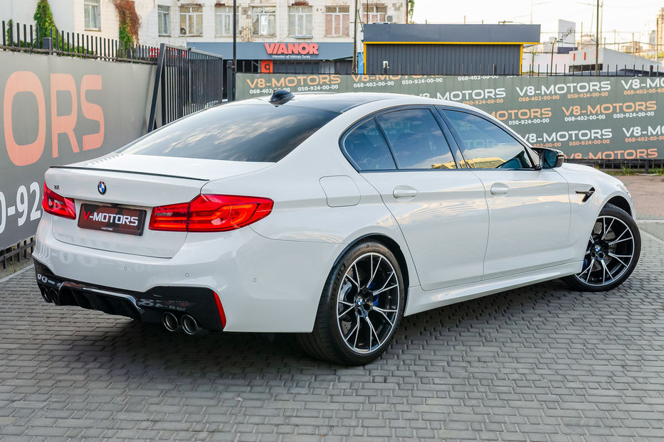 Продам BMW M5 Individual 2018 года в Киеве