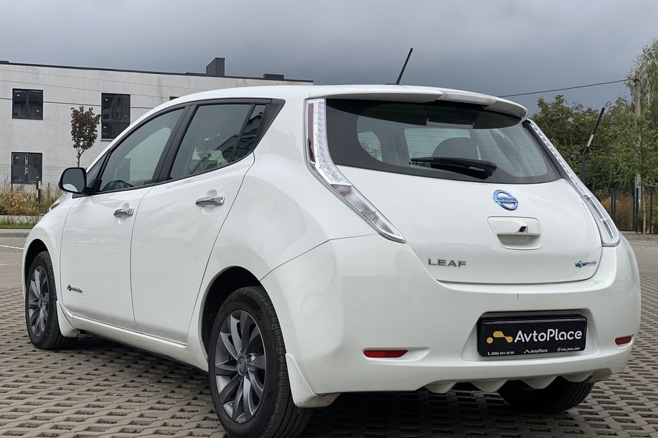 Продам Nissan Leaf 2014 года в Луцке