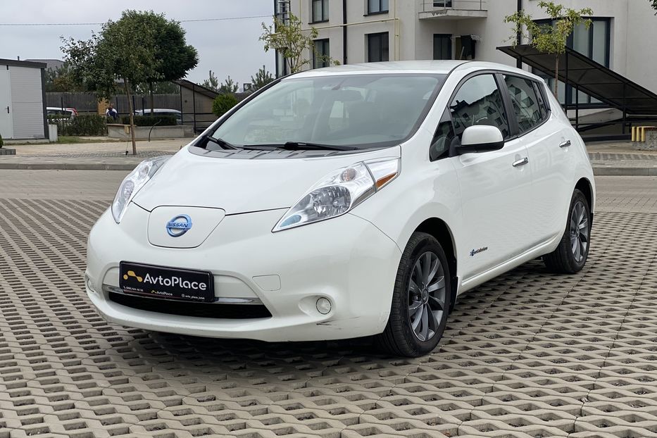 Продам Nissan Leaf 2014 года в Луцке