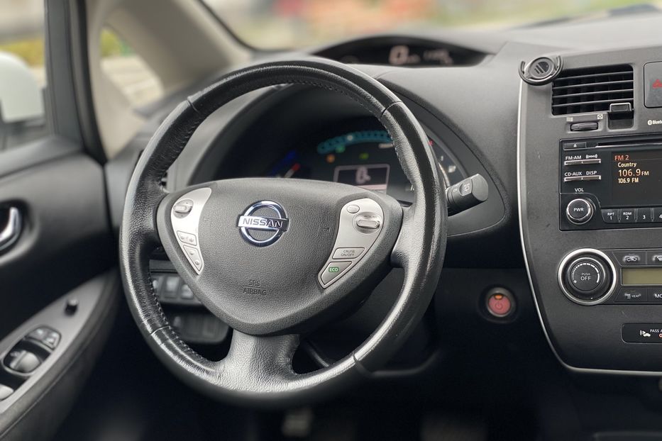 Продам Nissan Leaf 2014 года в Луцке