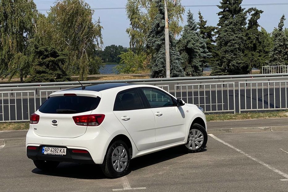 Продам Kia Rio 2017 года в Днепре