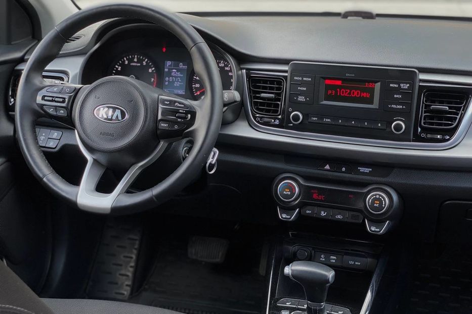 Продам Kia Rio 2017 года в Днепре