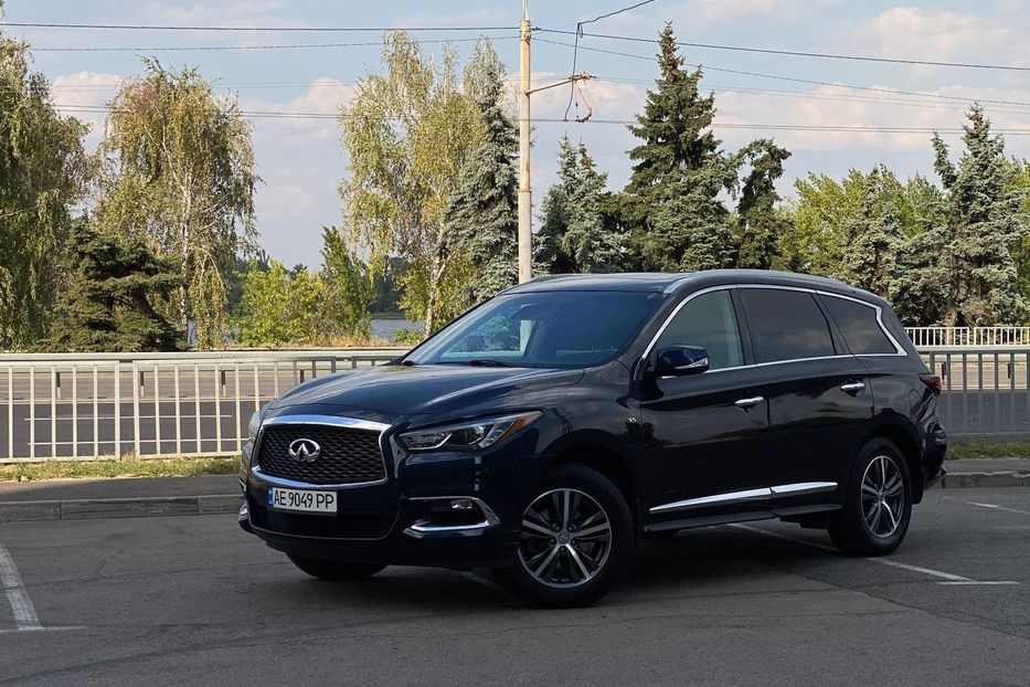 Продам Infiniti QX60 2018 года в Днепре