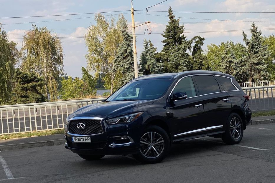 Продам Infiniti QX60 2018 года в Днепре