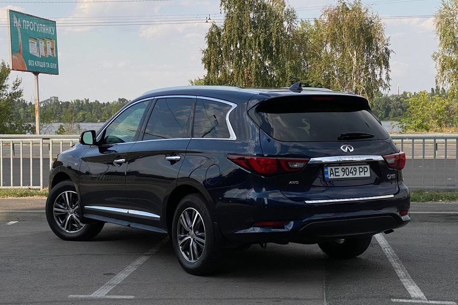 Продам Infiniti QX60 2018 года в Днепре