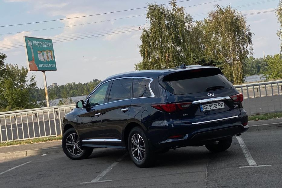 Продам Infiniti QX60 2018 года в Днепре