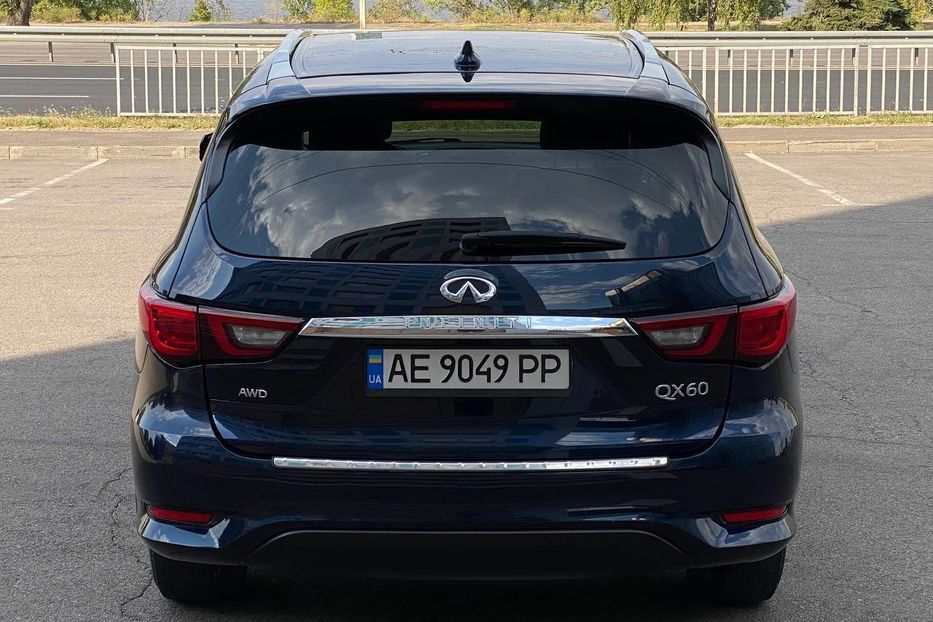 Продам Infiniti QX60 2018 года в Днепре