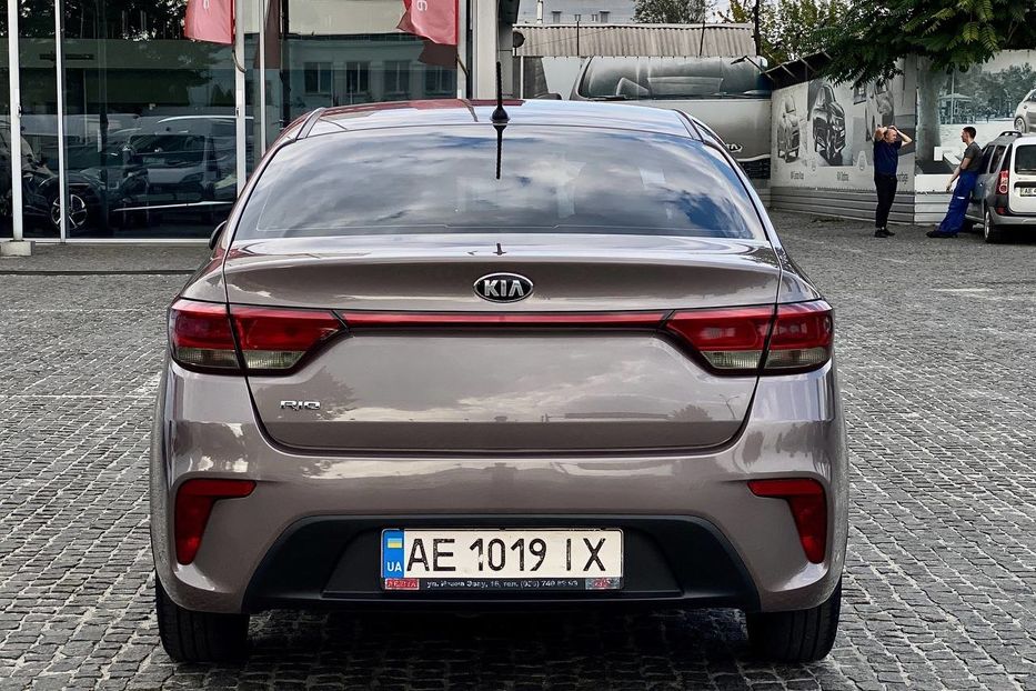 Продам Kia Rio 2018 года в Днепре