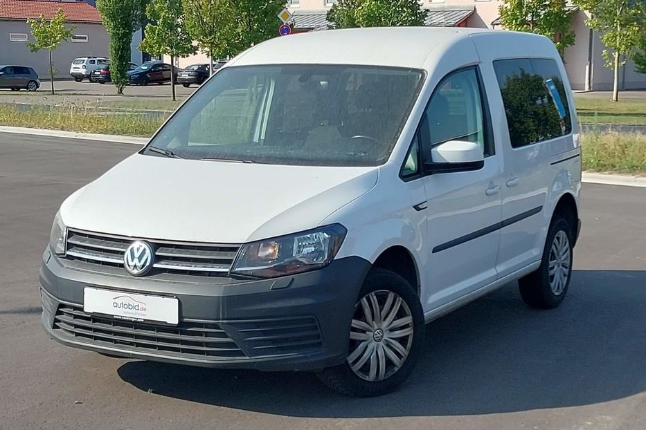 Продам Volkswagen Caddy пасс. 110kw 4x4 v2805  2020 года в Луцке