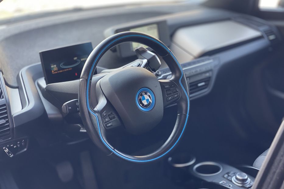 Продам BMW I3 2015 года в Луцке