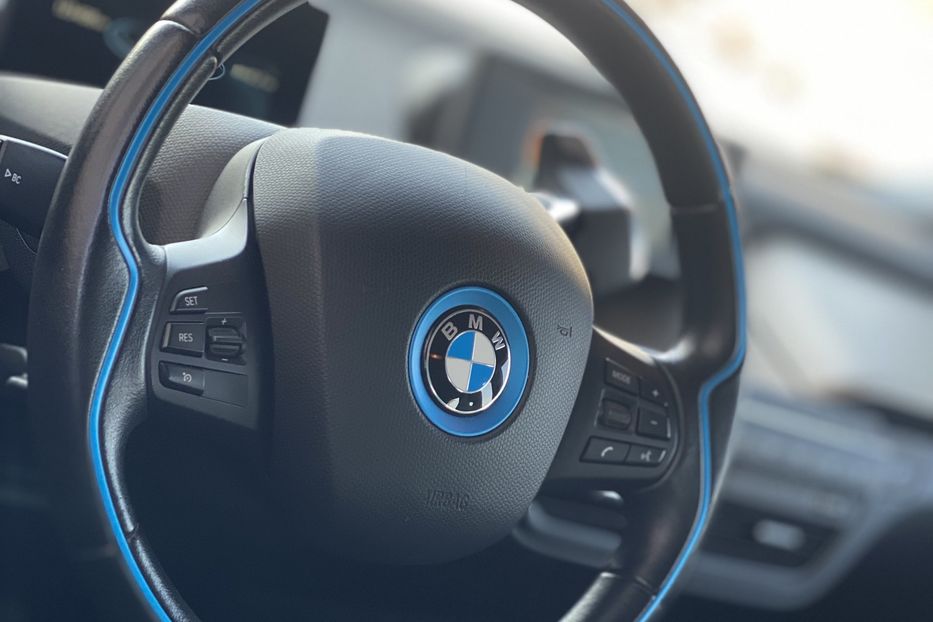 Продам BMW I3 2015 года в Луцке