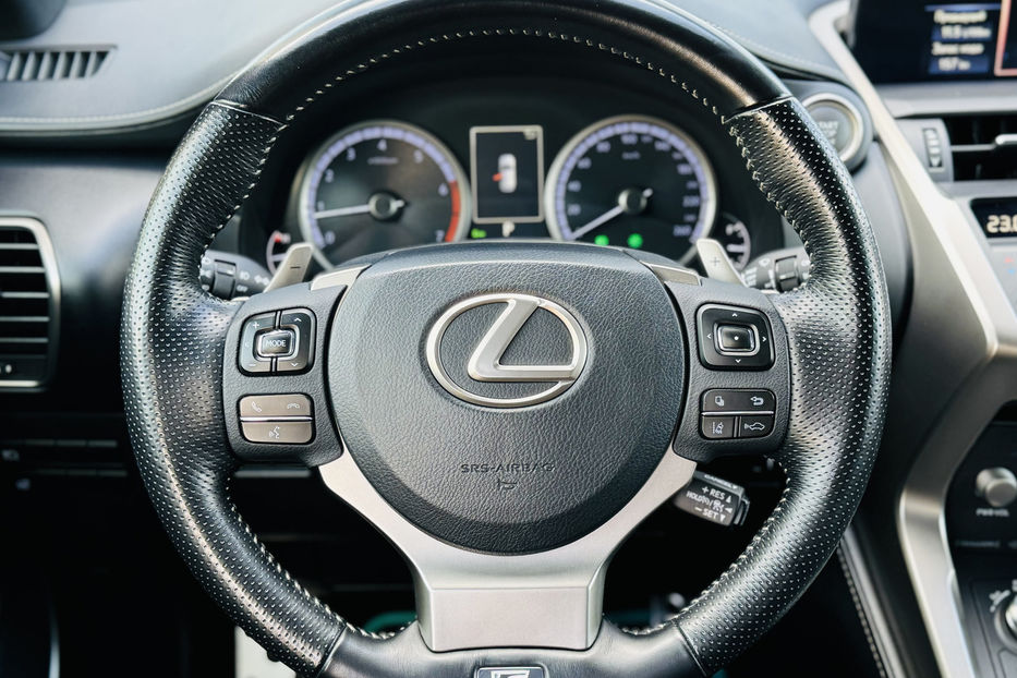 Продам Lexus NX 300 F-sport 2019 года в Одессе