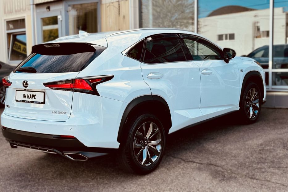 Продам Lexus NX 300 F-sport 2019 года в Одессе