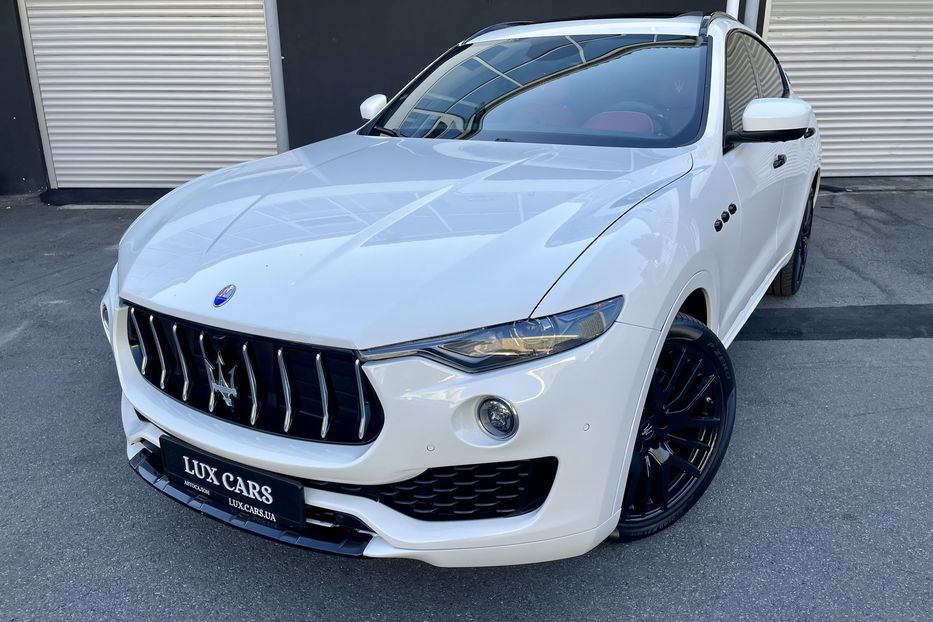 Продам Maserati Levante SQ4 2016 года в Киеве