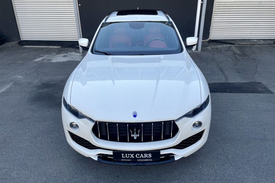 Продам Maserati Levante SQ4 2016 года в Киеве