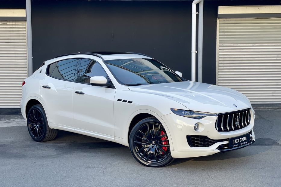 Продам Maserati Levante SQ4 2016 года в Киеве