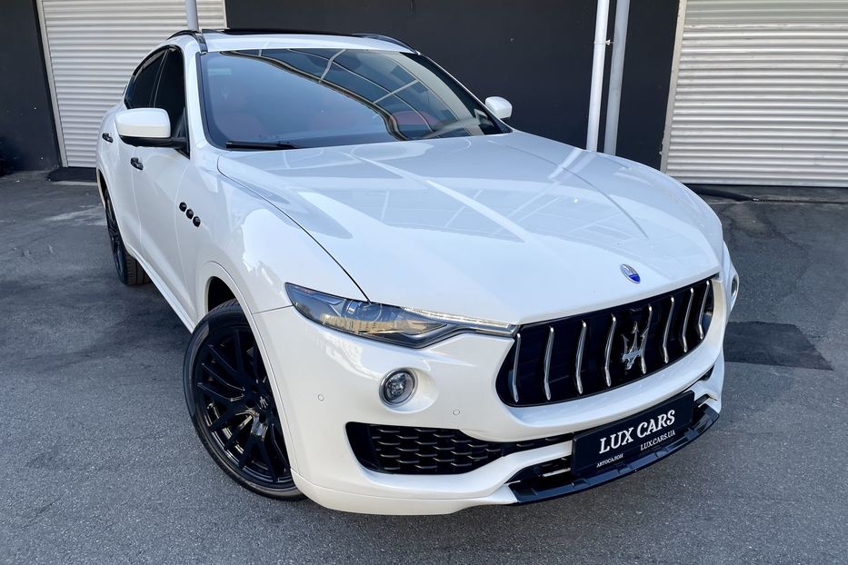 Продам Maserati Levante SQ4 2016 года в Киеве