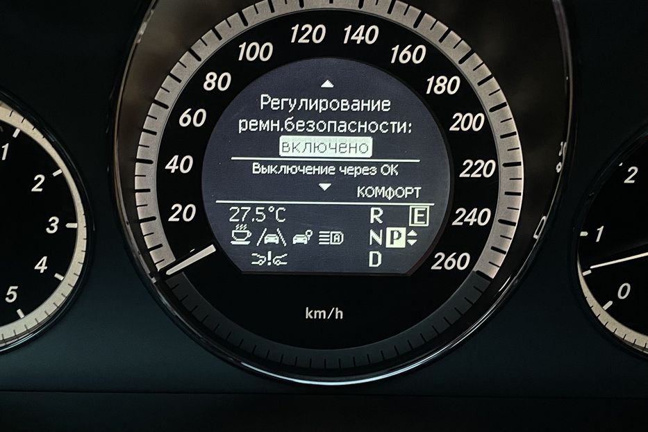 Продам Mercedes-Benz E-Class 350CDI 4Matic 2010 года в Киеве