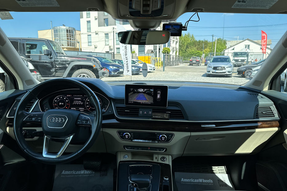 Продам Audi Q5 Premium Plus 2018 года в Черновцах