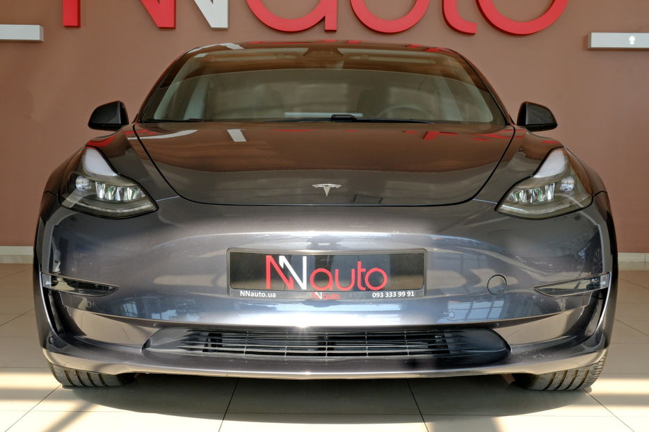 Продам Tesla Model 3 2022 года в Одессе