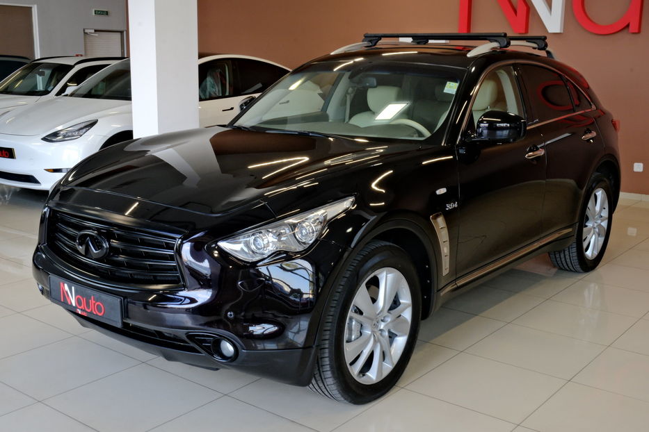 Продам Infiniti QX70 2014 года в Одессе