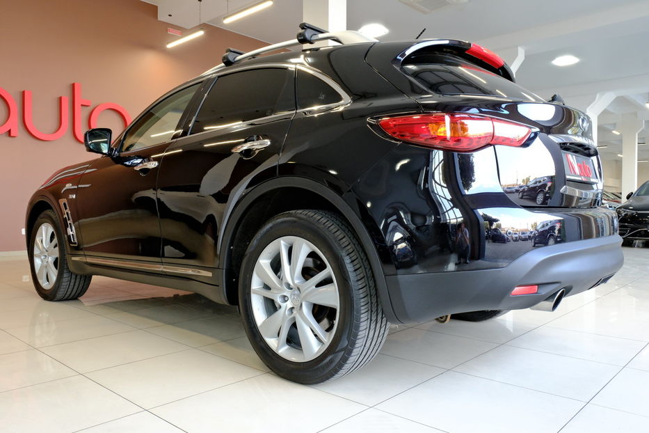 Продам Infiniti QX70 2014 года в Одессе