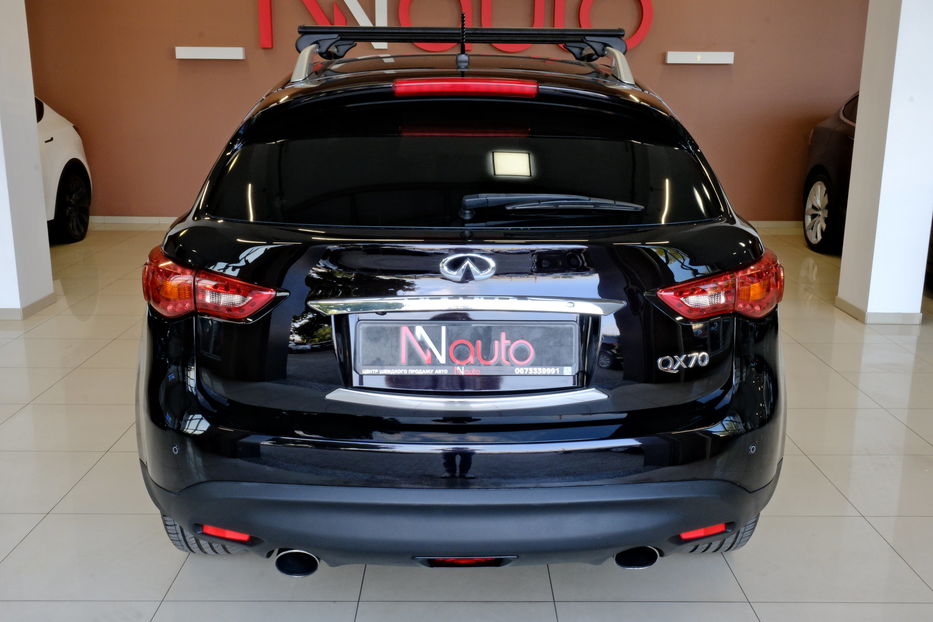 Продам Infiniti QX70 2014 года в Одессе