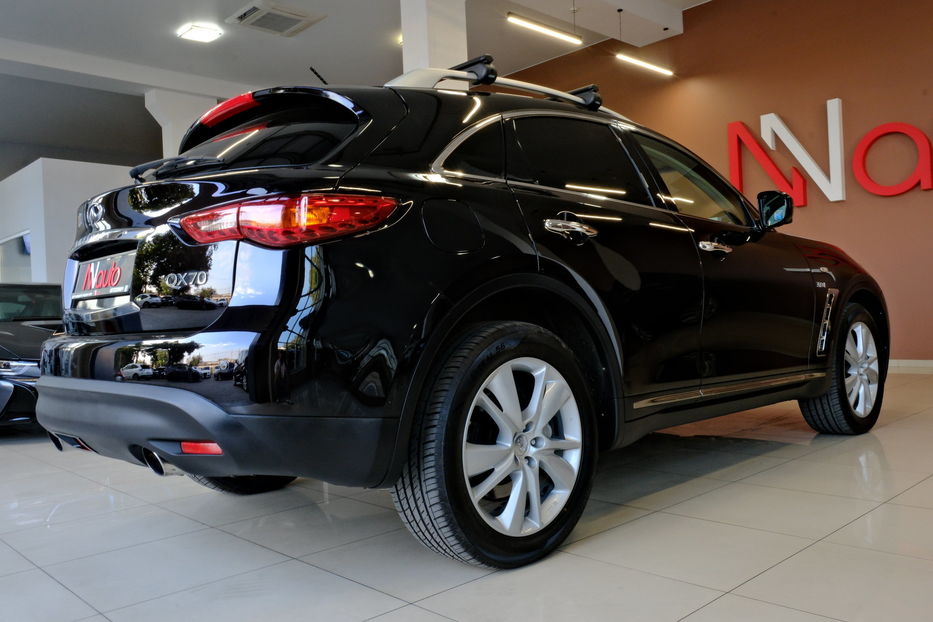 Продам Infiniti QX70 2014 года в Одессе