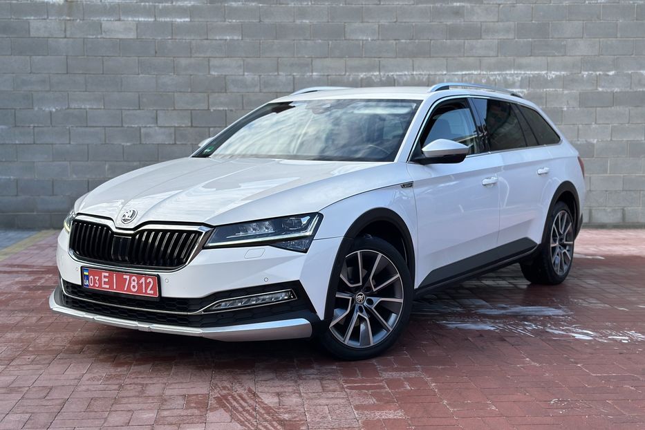 Продам Skoda Superb Scout 2020 года в Ровно