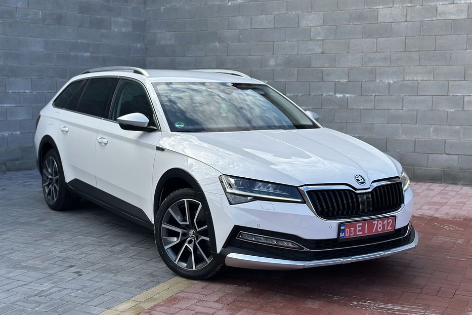 Продам Skoda Superb Scout 2020 года в Ровно