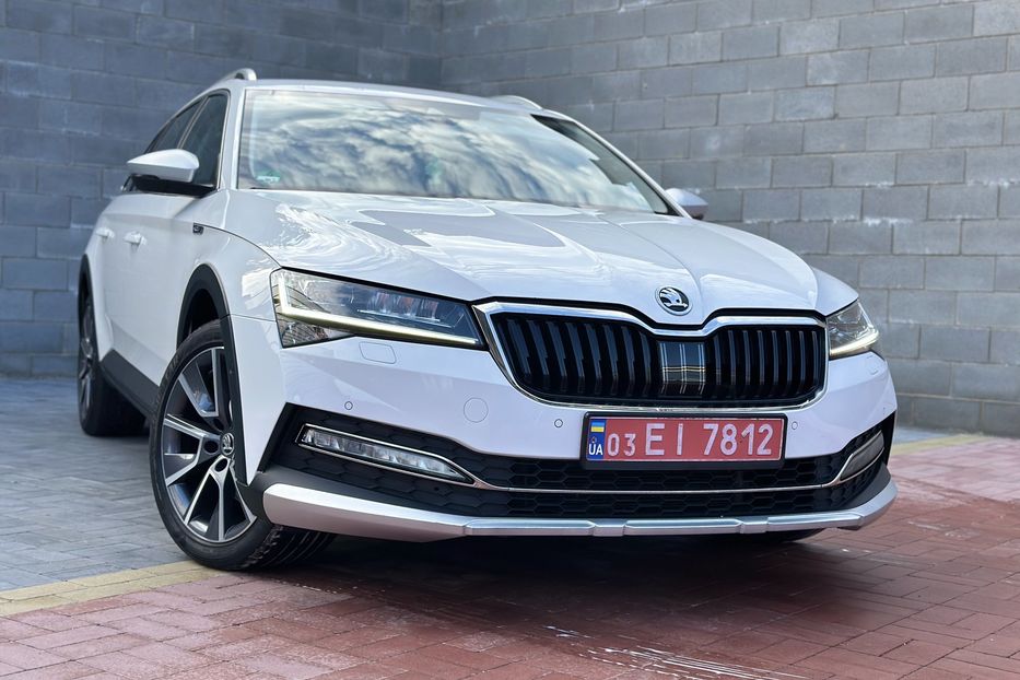 Продам Skoda Superb Scout 2020 года в Ровно