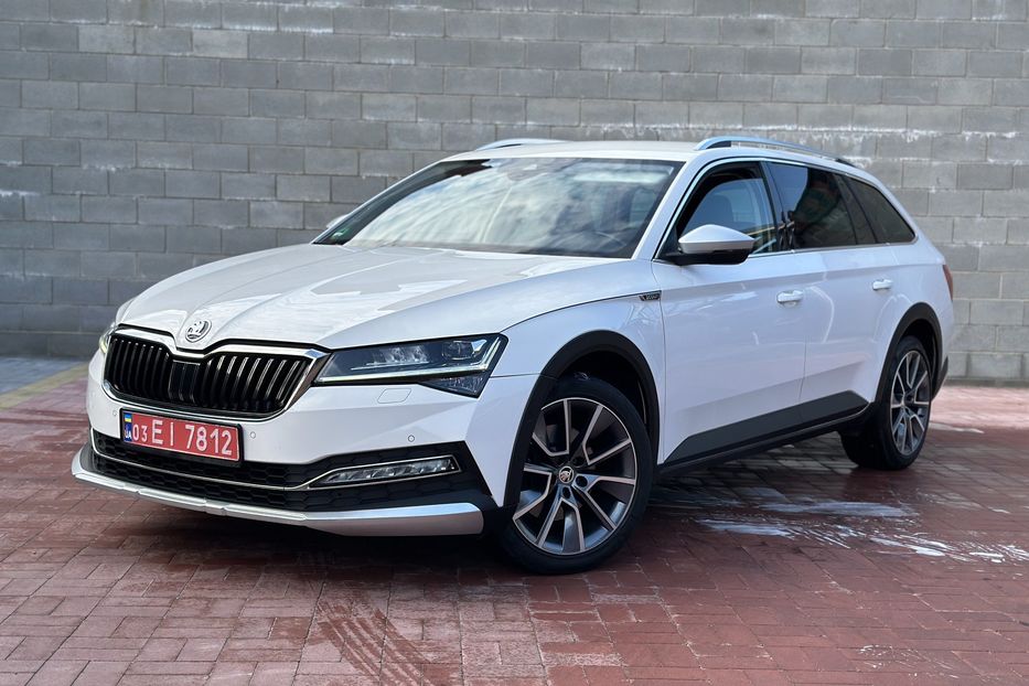 Продам Skoda Superb Scout 2020 года в Ровно