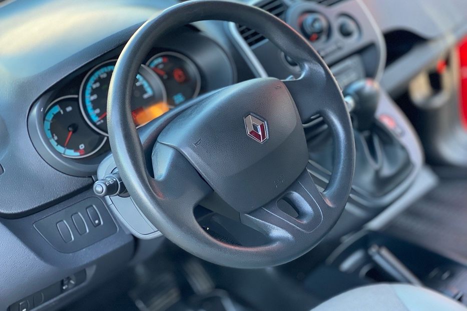 Продам Renault Kangoo пасс. Maxi 2019 года в Луцке