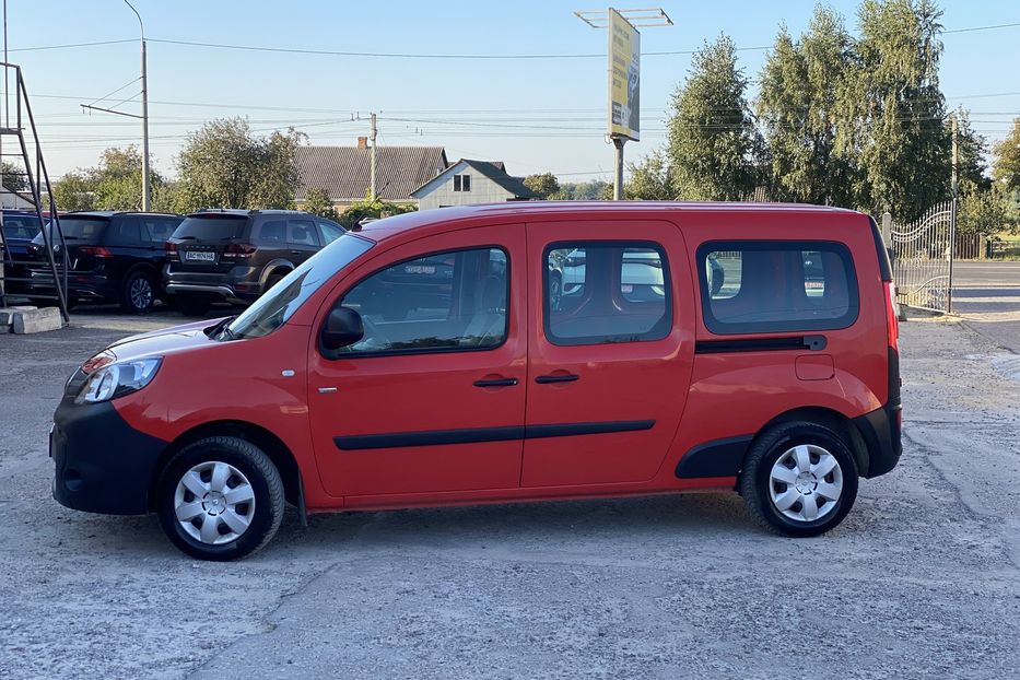 Продам Renault Kangoo пасс. Maxi 2019 года в Луцке