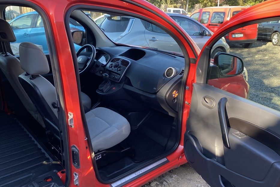 Продам Renault Kangoo пасс. Maxi 2019 года в Луцке