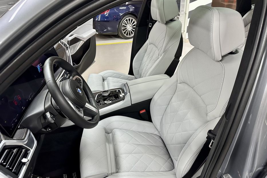 Продам BMW X5 40d Steptronic xDrive 2023 года в Киеве