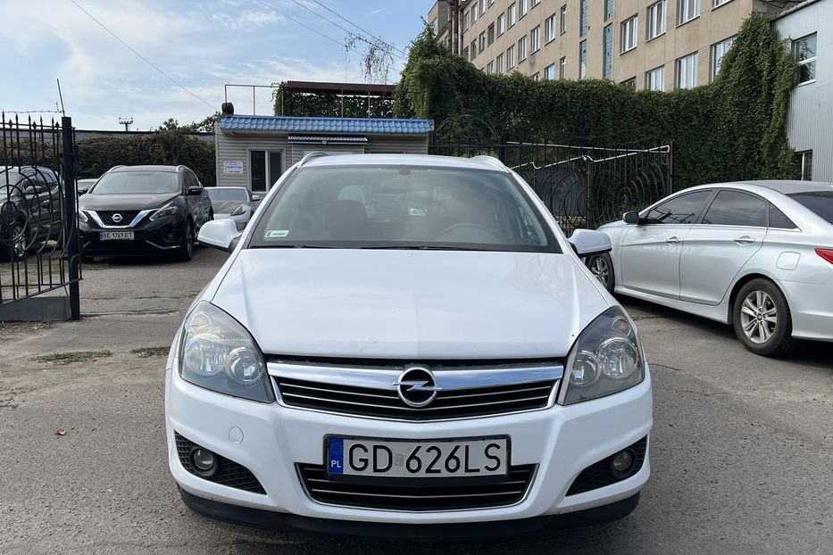 Продам Opel Astra H Combi TDI 2011 года в Николаеве