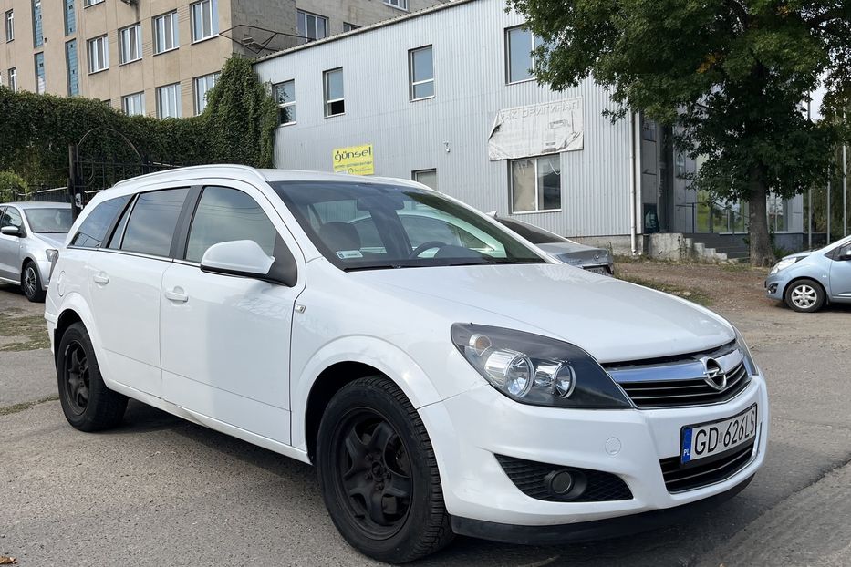 Продам Opel Astra H Combi TDI 2011 года в Николаеве