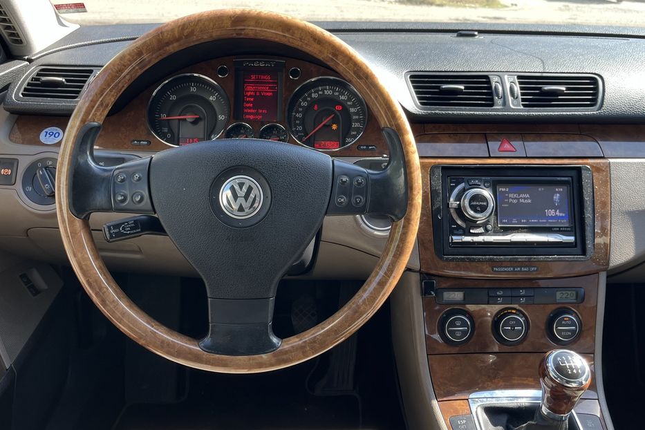 Продам Volkswagen Passat B6 2,0 TDI 2004 года в Николаеве