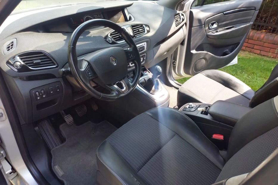 Продам Renault Grand Scenic 2015 года в Житомире