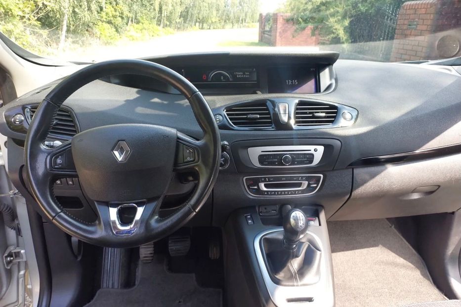 Продам Renault Grand Scenic 2015 года в Житомире