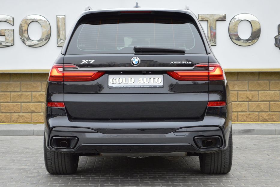 Продам BMW X 7 2022 года в Одессе