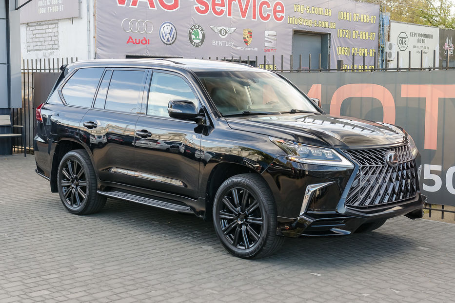 Продам Lexus LX 570 F-Sport 2019 года в Киеве