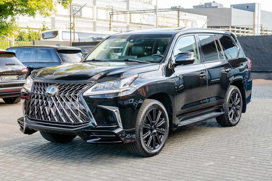 Продам Lexus LX 570 F-Sport 2019 года в Киеве