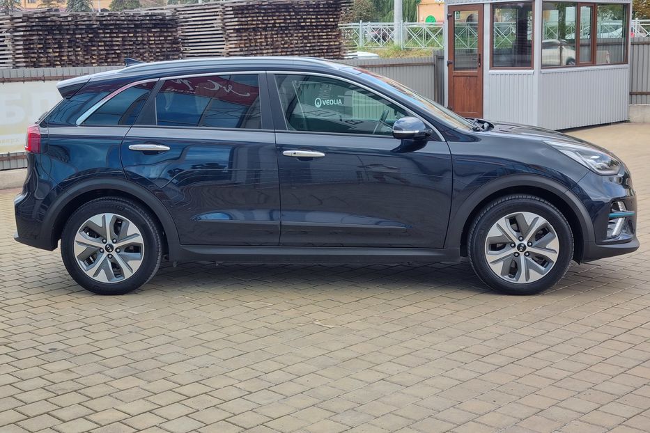 Продам Kia Niro Executive 64kW 2019 года в Тернополе